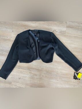 Virgo Black Cropped Open-Front Bolero Jacket
